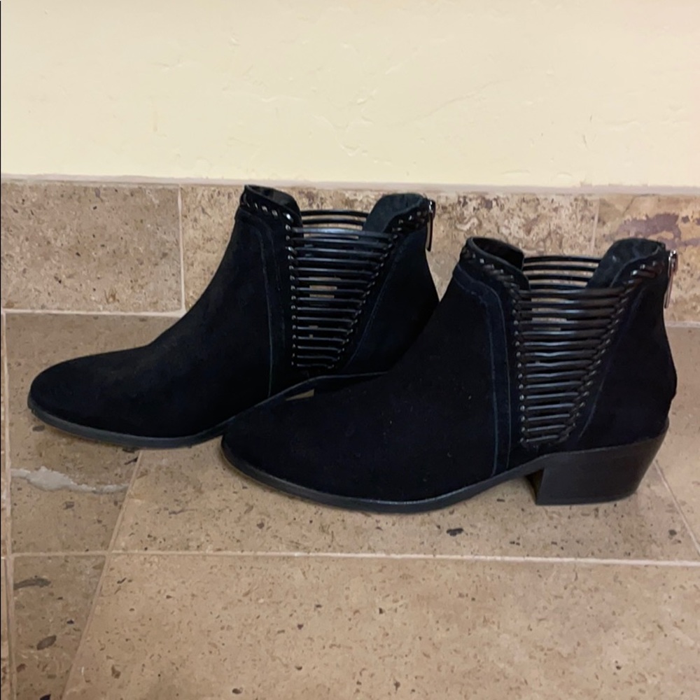 Vince Camuto Suede boot